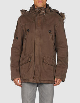 NAPAPIJRI - CAPISPALLA - Giacconi - su YOOX.COM