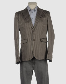 KUSS - CAPISPALLA - Giacche - su YOOX.COM