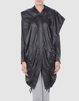 ANN DEMEULEMEESTER - CAPISPALLA - Soprabiti - su YOOX.COM