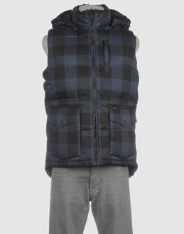 EASTPAK - CAPISPALLA - Giubbotti - su YOOX.COM