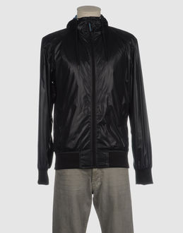 EASTPAK - CAPISPALLA - Giubbotti - su YOOX.COM