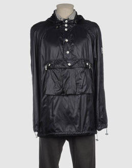 MONCLER GAMME BLEU - CAPISPALLA - Impermeabili - su YOOX.COM