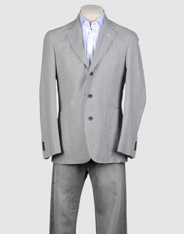 RODA - CAPISPALLA - Giacche - su YOOX.COM