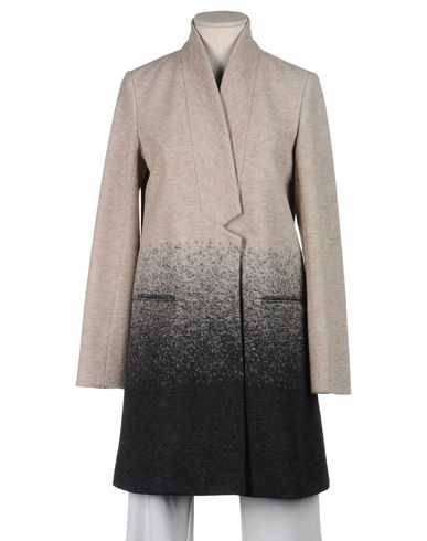 ZOOM CARACTERE - Coat