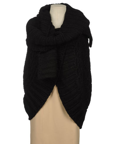 ZOOM PATRIZIA PEPE - Cloak