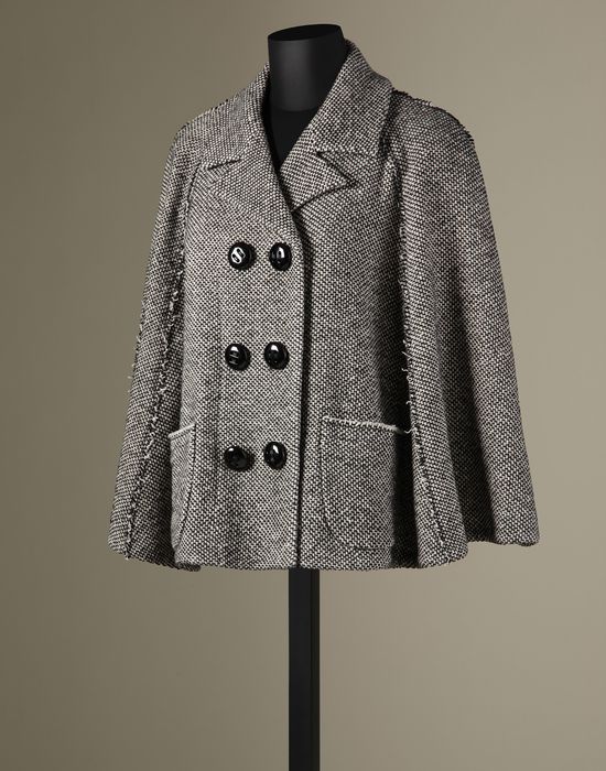 DOUBLE-BREASTED CAPE - Coats - Dolce&Gabbana - Winter 2014 DOUBLE-BREASTED CAPE - Coats - Dolce&Gabbana - Winter 2014