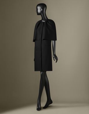 CAPED COAT - Coats - Dolce&Gabbana - Winter 2014 CAPED COAT - Coats - Dolce&Gabbana - Winter 2014