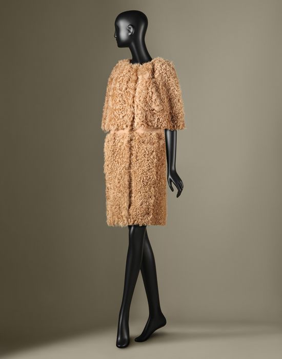CAPED FUR COAT - Furs - Dolce&Gabbana - Winter 2014 CAPED FUR COAT - Furs - Dolce&Gabbana - Winter 2014