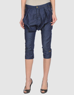 Met Denim Capris - Item 42180253