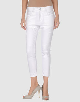 Two Women In The World - Jeans - Corsaire en jeans