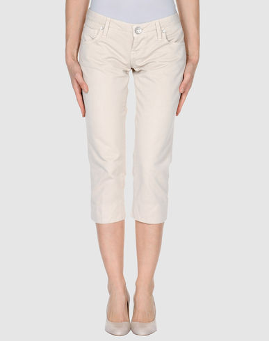 ZOOM TWO WOMEN IN THE WORLD - Denim capris