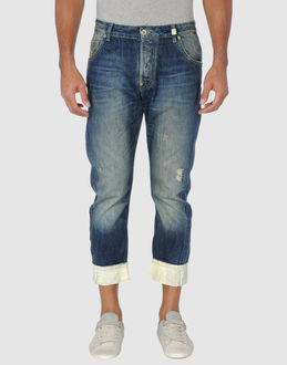 STAFF&CO - JEANS - Capri jeans - su YOOX.COM