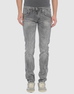 TAKESHY KUROSAWA - JEANS - Pantaloni jeans - su YOOX.COM