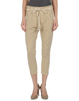 NOVEMBER - DENIM - Capri Jeans - bei YOOX.COM