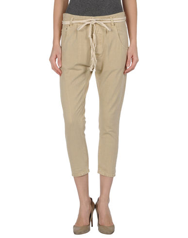 ZOOM NOVEMBER - Denim capris