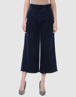 REDVALENTINO - DENIM - Capri Jeans - bei YOOX.COM