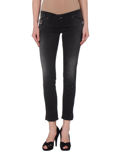 ZOOM TWO WOMEN IN THE WORLD - Denim capris