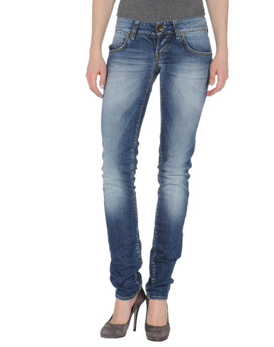 ZOOM TWO WOMEN IN THE WORLD - Denim pants