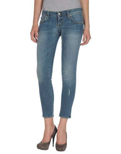 ZOOM TWO WOMEN IN THE WORLD - Denim pants