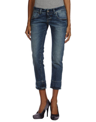 ZOOM TWO WOMEN IN THE WORLD - Denim capris