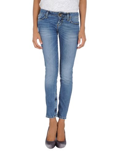 ZOOM TWO WOMEN IN THE WORLD - Denim pants