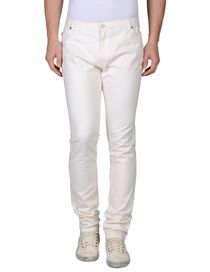 BURBERRY - Jeans
