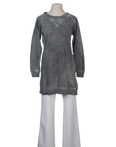 ZOOM LIU •JEANS - Sweatshirt