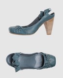MOMA - Slingbacks