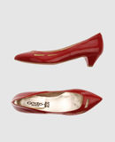 GESTE PROPOSITION - Closed-toe slip-ons 