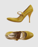 GESTE PROPOSITION - Closed-toe slip-ons 
