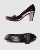 VIC MATIE' - Pumps