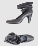 MANUFACTURE D'ESSAI - Closed-toe slip-ons 