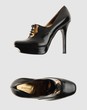 GUCCI - Closed-toe slip-ons 