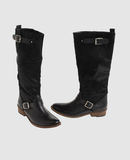 100% - Boots