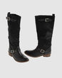 100% - Boots