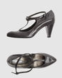 JANET & JANET - Closed-toe slip-ons 