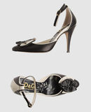 D&G - Closed-toe slip-ons 