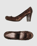 APEPAZZA - Closed-toe slip-ons 