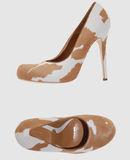ALEXANDER MCQUEEN - Closed-toe slip-ons 