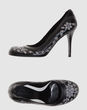 ALEXANDER MCQUEEN - Closed-toe slip-ons 