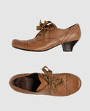 APEPAZZA - Laced shoes
