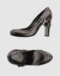EXTE - Closed-toe slip-ons 