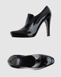 STUART WEITZMAN - true
