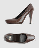 STUART WEITZMAN - Decolletes con plateau