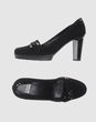STUART WEITZMAN - true