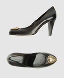 GUCCI - Closed-toe slip-ons 