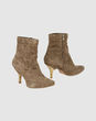 COLLECTION PRIVEE? - true