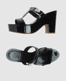 GIVENCHY - Sandali con plateau