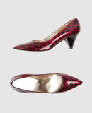 GEORGINAGOODMAN - Closed-toe slip-ons 