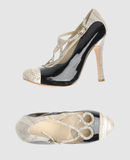 ALEXANDER MCQUEEN - Decolletes con plateau